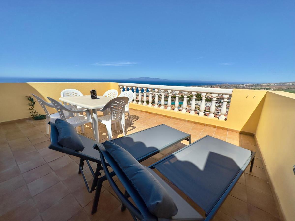 公寓 Penthouse With Ocean Views - Torviscas 阿德耶